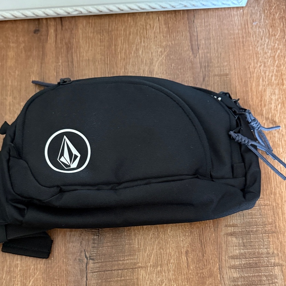Volcom Black Belt Bag unisex - Picture 2 of 14